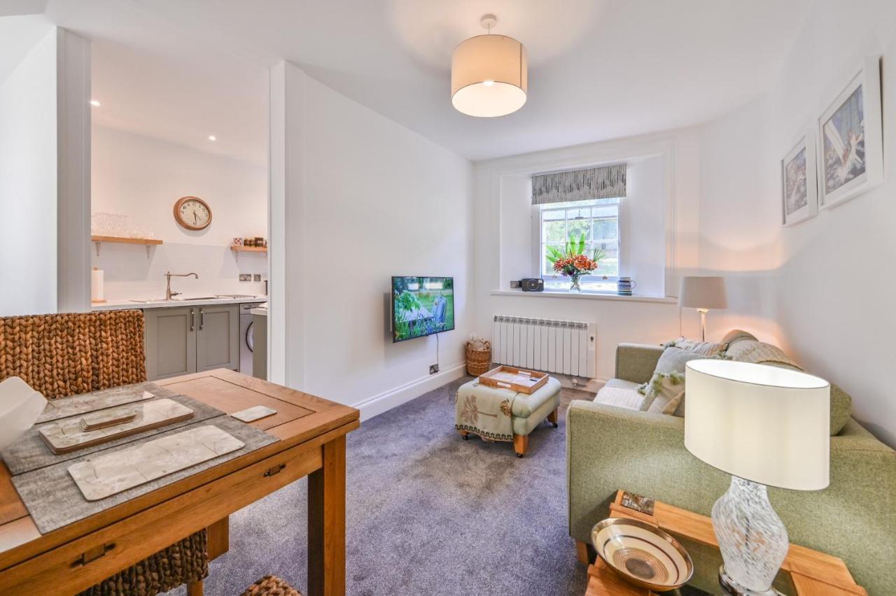 Tramontane Apartment At Hesketh Crescent Torquay Exterior foto